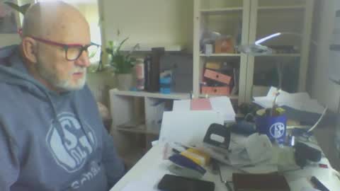 Snapshot of luley58 chatting on 05/12/26, 09:39 luley58 online show from 05/12/26, 09:39