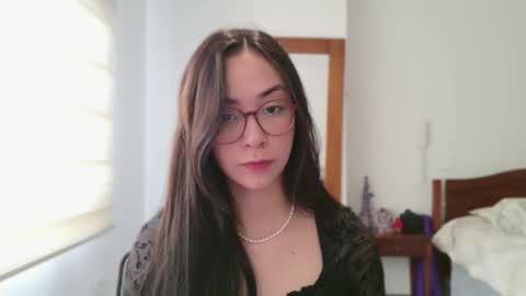 Luli online show from 05/27/26, 01:08