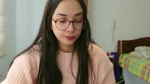 Luli online show from 06/12/26, 01:54