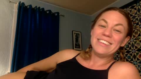 Snapshot of lullabyofbroadway chatting on 06/16/26, 05:26 lullabyofbroadway online show from 06/16/26, 05:26
