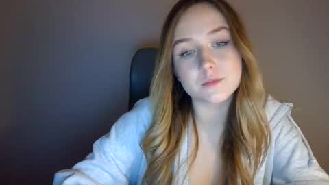 Snapshot of lulu_baby1 chatting on 02/02/26, 08:18 Lulu Baby18 online show from 02/02/26, 08:18