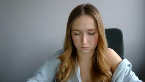 Snapshot of lulu_baby1 chatting on 02/04/26, 02:01 Lulu Baby18 online show from 02/04/26, 02:01