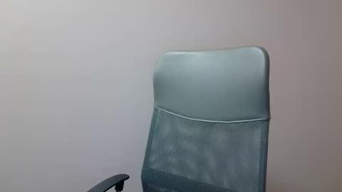 Snapshot of lulu_baby1 chatting on 02/18/26, 06:59 Lulu Baby18 online show from 02/18/26, 06:59