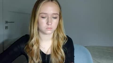 Snapshot of lulu_baby1 chatting on 03/03/26, 08:04 Lulu Baby18 online show from 03/03/26, 08:04