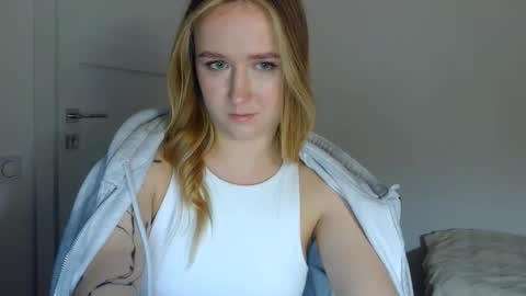 Snapshot of lulu_baby1 chatting on 03/12/26, 07:53 Lulu Baby18 online show from 03/12/26, 07:53