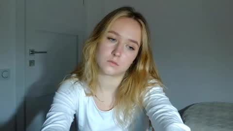 Snapshot of lulu_baby1 chatting on 03/13/26, 08:15 Lulu Baby18 online show from 03/13/26, 08:15