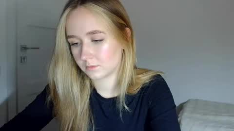 Snapshot of lulu_baby1 chatting on 03/16/26, 09:08 Lulu Baby18 online show from 03/16/26, 09:08