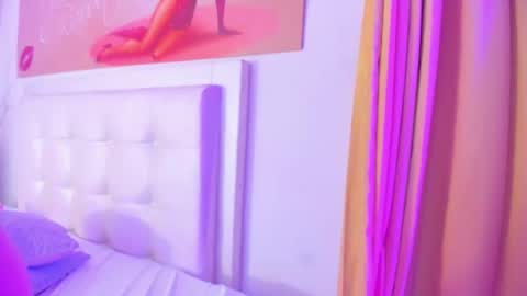 BRENDA TATIANA online show from 11/24/25, 07:46