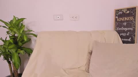 LULU online show from 01/26/25, 07:10