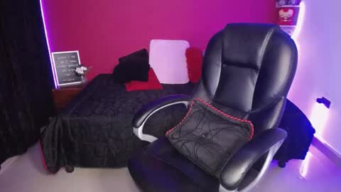 LuluBigTitts online show from 12/10/24, 02:05