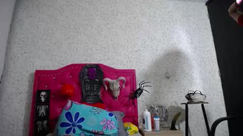 Luly online show from 10/29/25, 01:52