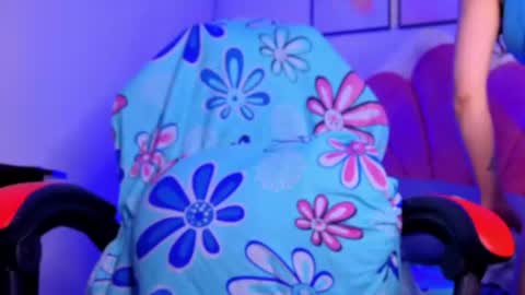 Luly online show from 06/14/26, 05:42