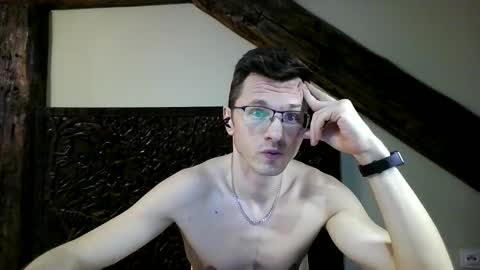 Andrew independent model 2000-0000 CET daily online show from 04/11/26, 06:23