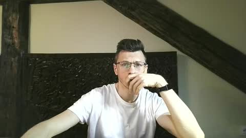 Andrew independent model 2000-0000 CET daily online show from 05/20/26, 07:53