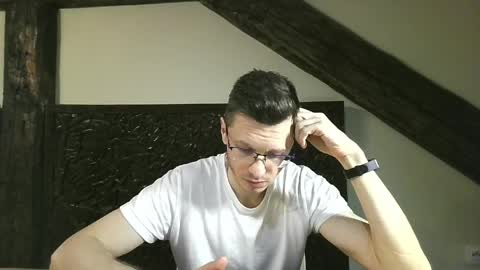 Andrew independent model 2000-0000 CET daily online show from 05/21/26, 08:27