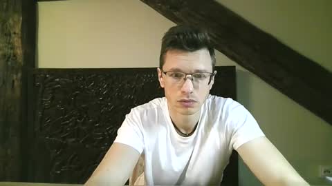 Andrew independent model 2000-0000 CET daily online show from 06/10/26, 08:30