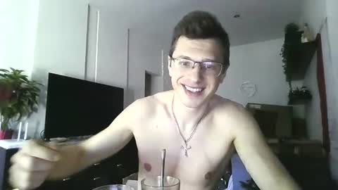 Andrew independent model 2000-0000 CET daily online show from 06/25/26, 03:16