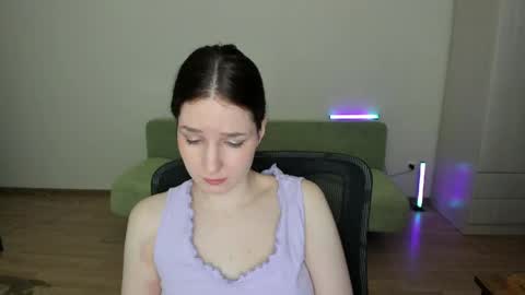 Snapshot of lumina_dark chatting on 04/30/26, 01:28 Lumi online show from 04/30/26, 01:28