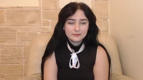 Snapshot of lumulav9 chatting on 12/14/24, 11:29 Lumulav online show from 12/14/24, 11:29