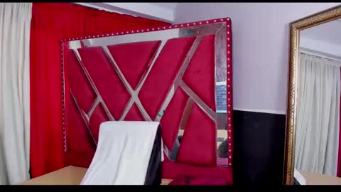 Luna  online show from 09/27/25, 07:30