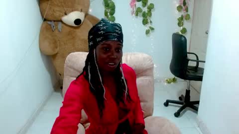 Snapshot of luna253951 chatting on 05/26/26, 03:08 luna253951 online show from 05/26/26, 03:08