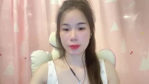 Snapshot of luna4739 chatting on 05/10/26, 03:06 Luna online show from 05/10/26, 03:06