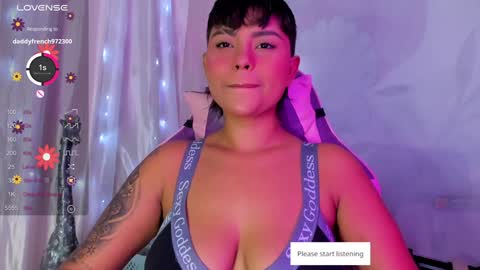 Snapshot of luna__cute chatting on 12/18/24, 04:28 Luna online show from 12/18/24, 04:28