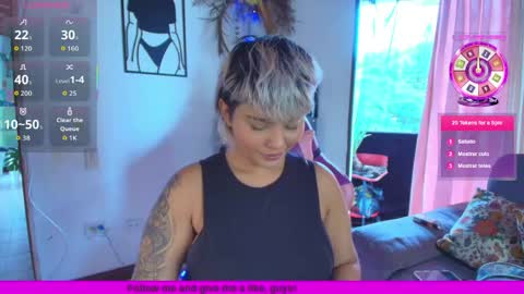 Luna online show from 04/29/26, 03:16