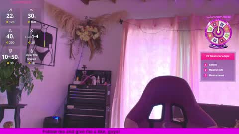 Luna online show from 05/02/26, 04:34