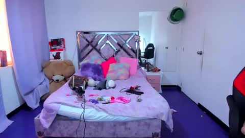 Snapshot of luna_analya chatting on 04/07/26, 02:06 luna_analya online show from 04/07/26, 02:06