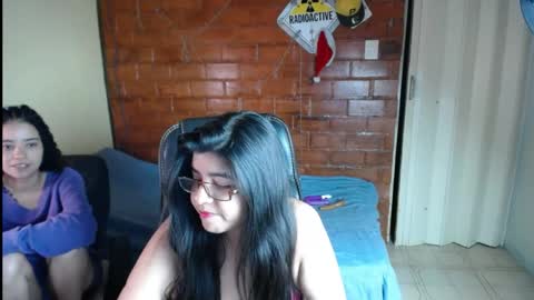 Luna  Cinnamon online show from 04/27/26, 02:42