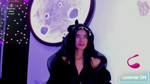 luna_bella_23 online show from 05/30/26, 05:59
