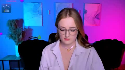 Snapshot of luna_berryy chatting on 03/04/26, 08:26 luna_berryy online show from 03/04/26, 08:26