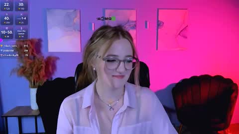 Snapshot of luna_berryy chatting on 03/08/26, 02:15 luna_berryy online show from 03/08/26, 02:15