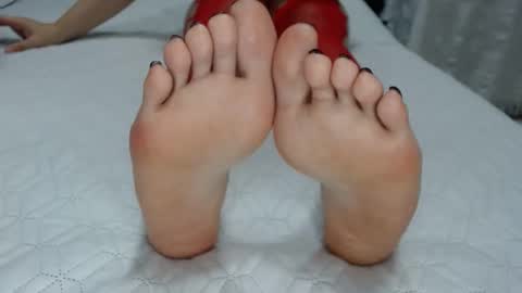 Luna--Blueberry online show from 09/11/25, 03:39