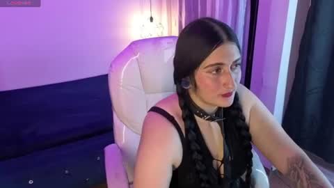 Snapshot of luna_connor_ chatting on 07/24/26, 03:15 Luna online show from 07/24/26, 03:15