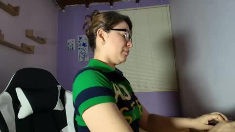 luna_desiree online show from 10/14/25, 08:04