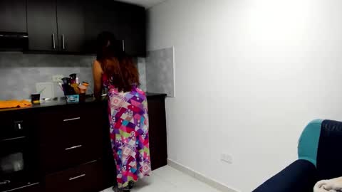 Snapshot of luna_dumont chatting on 02/15/25, 08:44 luna online show from 02/15/25, 08:44