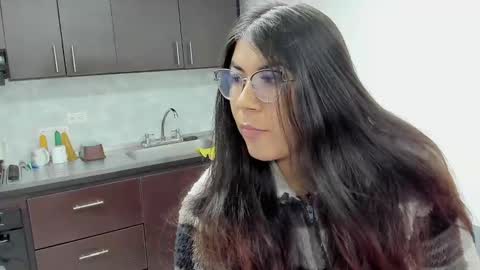 Snapshot of luna_dumont chatting on 09/12/25, 11:32 luna online show from 09/12/25, 11:32