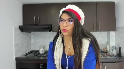 Snapshot of luna_dumont chatting on 07/14/26, 11:16 luna online show from 07/14/26, 11:16