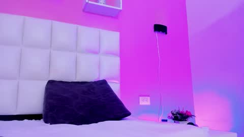 Luna online show from 10/08/25, 09:01