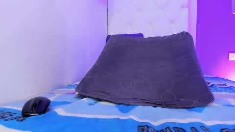 Luna online show from 03/06/26, 07:54