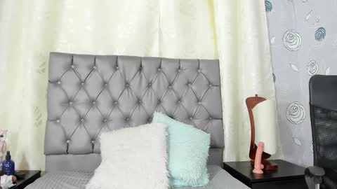 Luna Eva online show from 03/06/25, 06:05