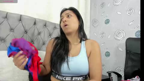 Luna Eva online show from 10/10/25, 02:38