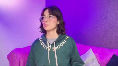 Luna online show from 03/11/26, 11:49