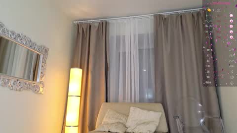 Luna online show from 10/04/25, 09:29