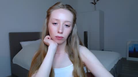 Luna online show from 02/13/25, 08:34