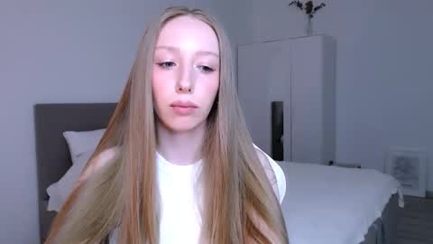 Snapshot of luna_insanity chatting on 01/10/26, 09:30 Luna online show from 01/10/26, 09:30