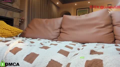 Snapshot of luna_liu520 chatting on 01/22/25, 03:18 luna online show from 01/22/25, 03:18