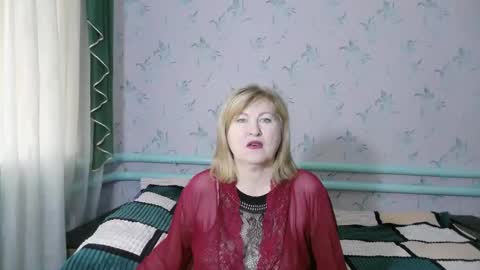 luna_lure11 online show from 11/19/25, 11:32